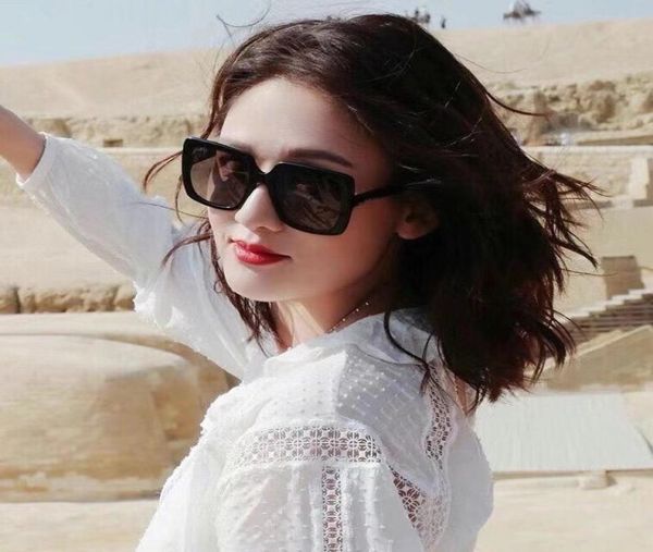 designer women sunglasses with box gg0418s size 5420140 visor 5 colors5403716, White;black
designer women sunglasses with box gg0418s size 5420140 visor 5 colors5403716, White;black