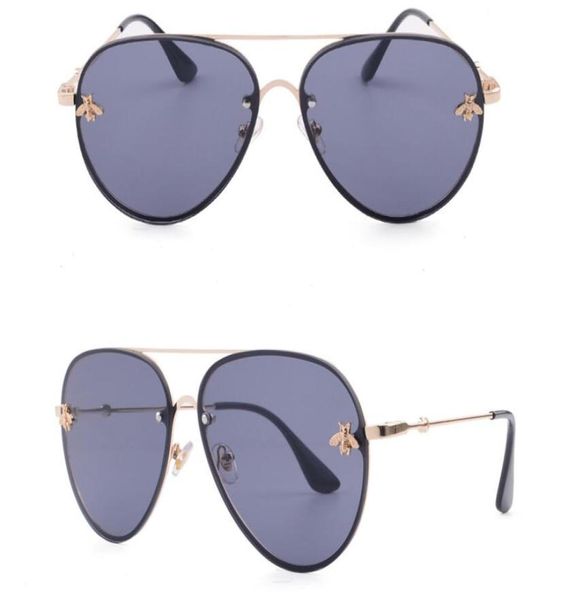 2021 brand design sunglasses women men designer good quality fashion metal oversized sun glasses vintage female male uv4003660528, White;black
2021 brand design sunglasses women men designer good quality fashion metal oversized sun glasses vintage female male uv4003660528, White;black