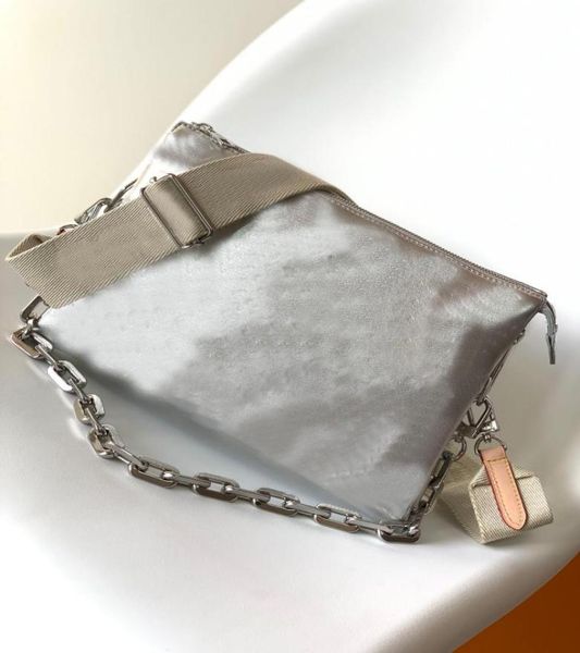 2022 leather coussin bags woc chain bags women039s luxury fashion designer bags women039s clutches classic girl8986634, Red;black
2022 leather coussin bags woc chain bags women039s luxury fashion designer bags women039s clutches classic girl8986634, Red;black