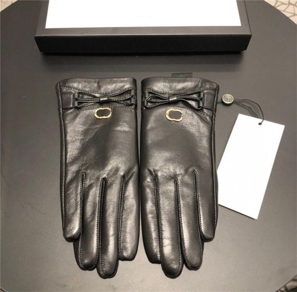 classic bow sheepskin gloves hardware mittens women outdoor warm glove touch screen plush mitten for ladies birthday 6010631, Blue;gray
classic bow sheepskin gloves hardware mittens women outdoor warm glove touch screen plush mitten for ladies birthday 6010631, Blue;gray