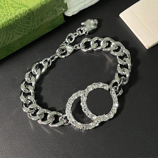 silver plated chain bracelet luxury brand designer bracelets girl four leaf grass flower letters bracelet wedding party jewelry accessories, Black
silver plated chain bracelet luxury brand designer bracelets girl four leaf grass flower letters bracelet wedding party jewelry accessories, Black