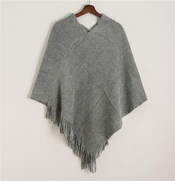 2020 winter knit women scarf solid cashmere poncho capes for lady tassel wool ponchos scarves5789433, Blue;gray
2020 winter knit women scarf solid cashmere poncho capes for lady tassel wool ponchos scarves5789433, Blue;gray