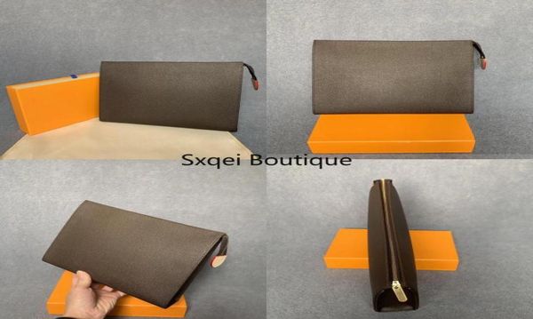 2022 luxury designer bags designer clutch for men travel toilet pouch 26 cm protection case wash bag women clutch canvas leather w7671377, Red;black
2022 luxury designer bags designer clutch for men travel toilet pouch 26 cm protection case wash bag women clutch canvas leather w7671377, Red;black