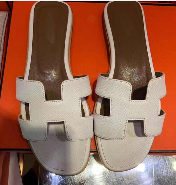 2020 women slide sandals real leather designer woman beach flat causal shoes classic summer fashion sandals slipper flip flop size2323443, Black
2020 women slide sandals real leather designer woman beach flat causal shoes classic summer fashion sandals slipper flip flop size2323443, Black
