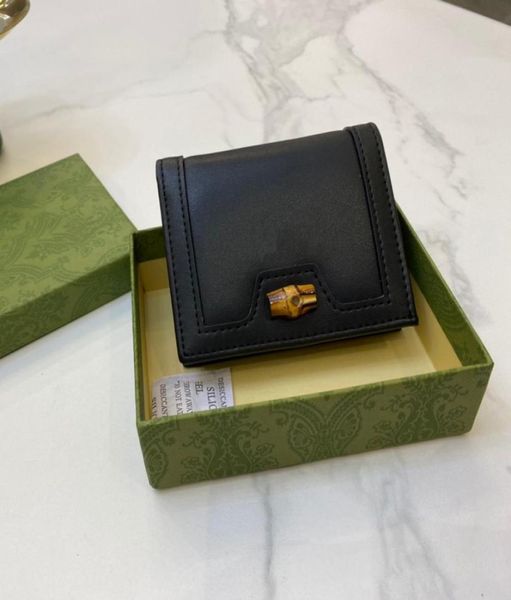 nice women wallet short purse card holder coin purses designer wallets quanlity big brand made of original leather bamboo deco2392705, Red;black
nice women wallet short purse card holder coin purses designer wallets quanlity big brand made of original leather bamboo deco2392705, Red;black