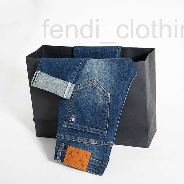 men's jeans designer autumn and winter blue work color casual versatile embroidery small straight tube fashion brand sxai
men's jeans designer autumn and winter blue work color casual versatile embroidery small straight tube fashion brand sxai