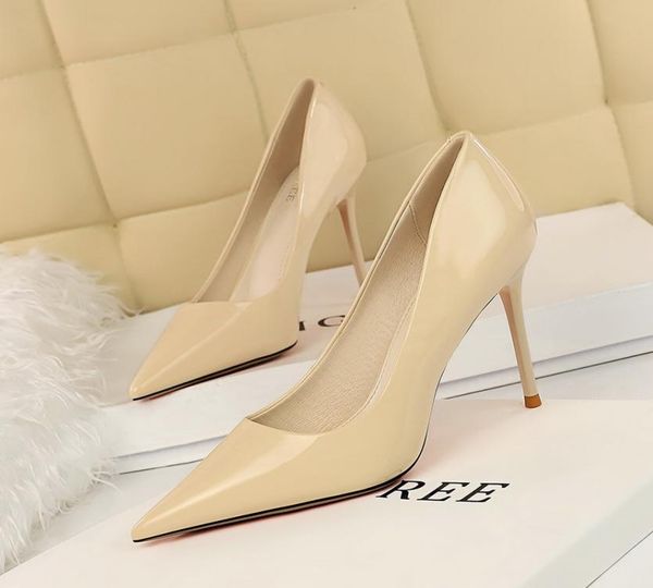 high heels shoes women pumps beige split leather woman shoe pointed toe wedding party7832443, Black
high heels shoes women pumps beige split leather woman shoe pointed toe wedding party7832443, Black