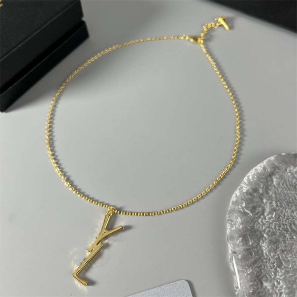 designer jewelry pendant necklaces luxury brand letter necklace chains for men fashion womens wedding party ornaments, Silver
designer jewelry pendant necklaces luxury brand letter necklace chains for men fashion womens wedding party ornaments, Silver