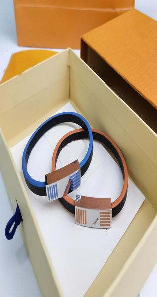 europe america fashion men lady women enamel engraved v letter silvercolour hardware edge it leather bracelet bangle 2 color7954428, Black
europe america fashion men lady women enamel engraved v letter silvercolour hardware edge it leather bracelet bangle 2 color7954428, Black