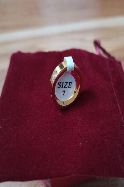2020 boutique titanium steel rings lovers band rings for women and men brand jewelry with bag7602699, Silver
2020 boutique titanium steel rings lovers band rings for women and men brand jewelry with bag7602699, Silver