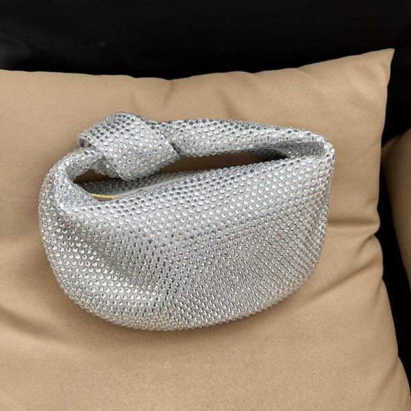 9a quality brand designer botegss ventss jodie bags womens bag autumn and winter new fashion knotted crystal diamond large with real logo
9a quality brand designer botegss ventss jodie bags womens bag autumn and winter new fashion knotted crystal diamond large with real logo