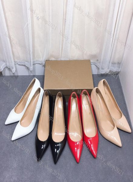 2022 designer high heels women dress shoes ladies nude black bright leather studded pointed rivet sandals summer banquet stylist party weddi
2022 designer high heels women dress shoes ladies nude black bright leather studded pointed rivet sandals summer banquet stylist party weddi