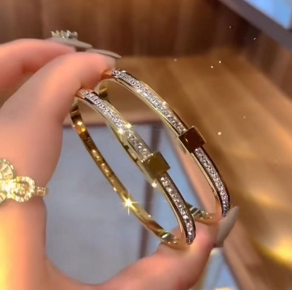 girls thin 4mm diamond bangle 18k gold rose silver femme boys letter titanium steel bangles classic love wedding bracelets for wom8024793, Black
girls thin 4mm diamond bangle 18k gold rose silver femme boys letter titanium steel bangles classic love wedding bracelets for wom8024793, Black