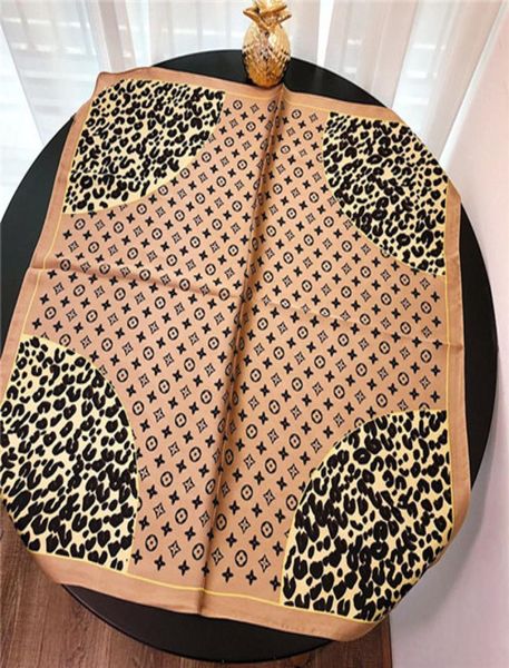 fashion designer small square springsummer new female luxury printed small square 7070cm imitation silk scarf comfortable a046 w2591330, Blue;gray
fashion designer small square springsummer new female luxury printed small square 7070cm imitation silk scarf comfortable a046 w2591330, Blue;gray