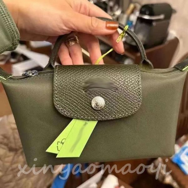 lc--2 super mini dumpling bag, french niche designer bag, handheld mobile phone bag makeup bag, shoulder bag, tote bag, no punch strap, wome
lc--2 super mini dumpling bag, french niche designer bag, handheld mobile phone bag makeup bag, shoulder bag, tote bag, no punch strap, wome