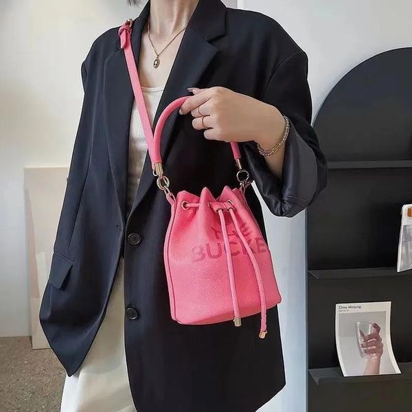 designer bag clascic small cannes modeling leather womens crossbody bag the bucket purses cross body shoulder handbags purse luxurys handbag
designer bag clascic small cannes modeling leather womens crossbody bag the bucket purses cross body shoulder handbags purse luxurys handbag