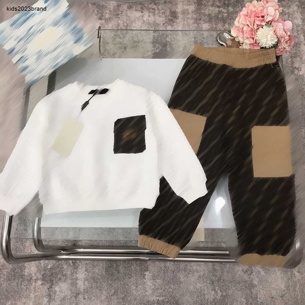 kids designer clothes tracksuits baby autumn suit size 100-150 cm 2pcs denim pocket decoration round neck sweater and jeans sep01, White
kids designer clothes tracksuits baby autumn suit size 100-150 cm 2pcs denim pocket decoration round neck sweater and jeans sep01, White