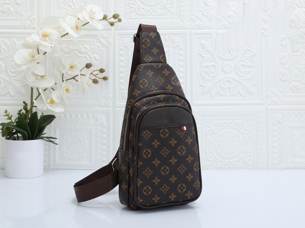2023 luxury designers avenue sling shoulder bag mini men crossbody chest bags leather sporty outdoor purse wallet v01773
2023 luxury designers avenue sling shoulder bag mini men crossbody chest bags leather sporty outdoor purse wallet v01773