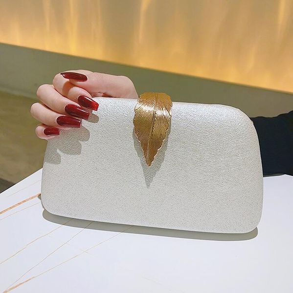 Western women shoulder bags 2 colors ladies temperament alloy hard box handbag solid color banquet dress clutch bag minority design gold leaf womens handbag, Black
Western women shoulder bags 2 colors ladies temperament alloy hard box handbag solid color banquet dress clutch bag minority design gold leaf womens handbag, Black
