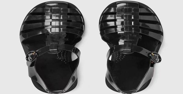 2021 luxury designer women sandals rivet flats slippers studded summer fashion classic leather sandal size 35424771808, Black
2021 luxury designer women sandals rivet flats slippers studded summer fashion classic leather sandal size 35424771808, Black