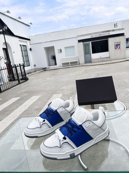 stylish men women's dress shoes open skate shoes calfskin patent leather stud white coral winter casual sneakers designer luxury fashio, Black
stylish men women's dress shoes open skate shoes calfskin patent leather stud white coral winter casual sneakers designer luxury fashio, Black