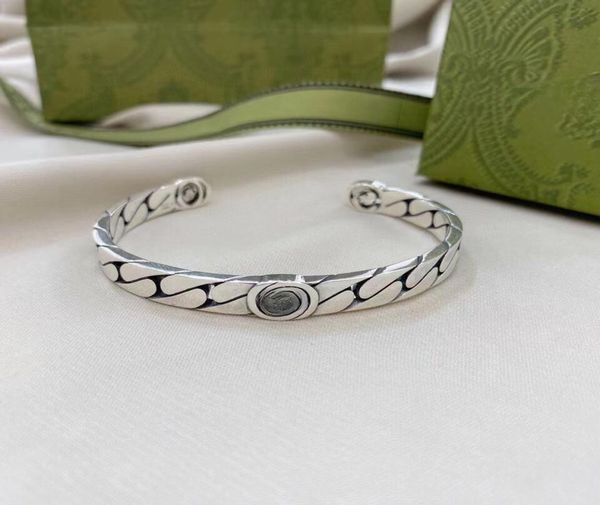 luxury jewelry designer bracelet bangles cable striped letter simple 925 silver plated retro stainless steel bangle bracele7797565, Black
luxury jewelry designer bracelet bangles cable striped letter simple 925 silver plated retro stainless steel bangle bracele7797565, Black