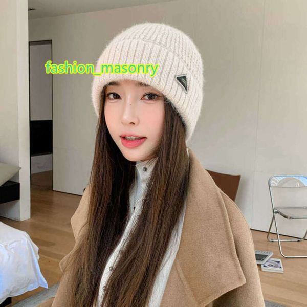 r luxury hat hat women's solid rabbit hair windproof ear protector knitted with triangle label for warm and showy face small loose larg, Blue;gray
r luxury hat hat women's solid rabbit hair windproof ear protector knitted with triangle label for warm and showy face small loose larg, Blue;gray