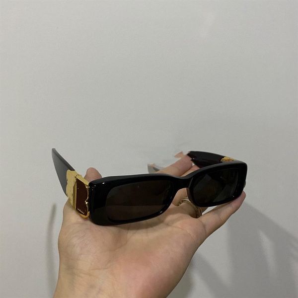 luxury rectangle women's sunglasses fashion womens brand deisnger full frame uv400 lens summer style big square bb 0096s 263a, White;black
luxury rectangle women's sunglasses fashion womens brand deisnger full frame uv400 lens summer style big square bb 0096s 263a, White;black