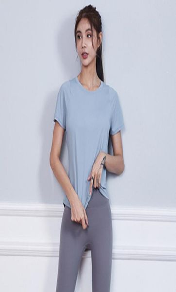 new sports women039s fitness yoga split shortsleeved running tight comfortable quickdrying yoga clothes1292725
new sports women039s fitness yoga split shortsleeved running tight comfortable quickdrying yoga clothes1292725