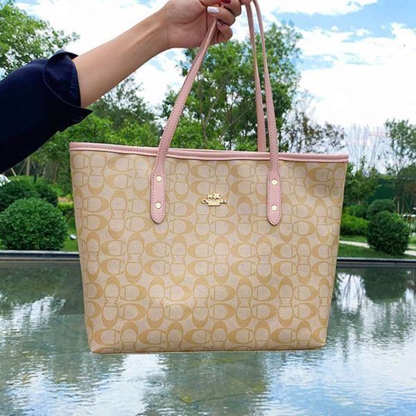 women's designer bags tote premium leather large for women's 2023 new fashion shoulder capacity versatile satchel tote factory dir
women's designer bags tote premium leather large for women's 2023 new fashion shoulder capacity versatile satchel tote factory dir