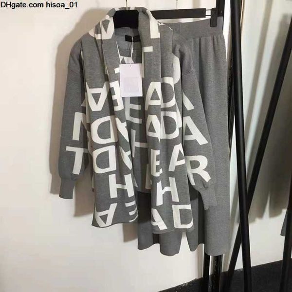 tracksuits womens designer tracksuits designer set spring and autumn casual letter embroidery women's new fashion outdoor knitted cloth, Gray
tracksuits womens designer tracksuits designer set spring and autumn casual letter embroidery women's new fashion outdoor knitted cloth, Gray