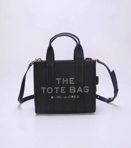 leather tote bag autumn and winter women039s vintage large capacity handbag simple single shoulder messenger bag4472919
leather tote bag autumn and winter women039s vintage large capacity handbag simple single shoulder messenger bag4472919