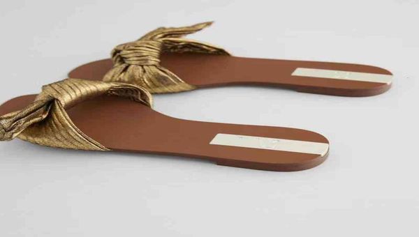 zarz women flat sandals summer 2022 fashion golden round toe bow outer wear and slippers beach luxury 7388222, Black
zarz women flat sandals summer 2022 fashion golden round toe bow outer wear and slippers beach luxury 7388222, Black