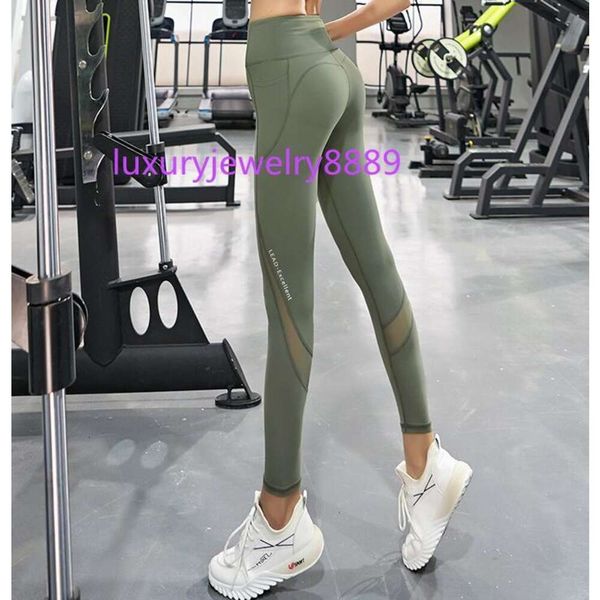 yoga clothes women's pants new nude fitness exercises are thin buttocks quick-drying running pocket sports leggings, Gray
yoga clothes women's pants new nude fitness exercises are thin buttocks quick-drying running pocket sports leggings, Gray
