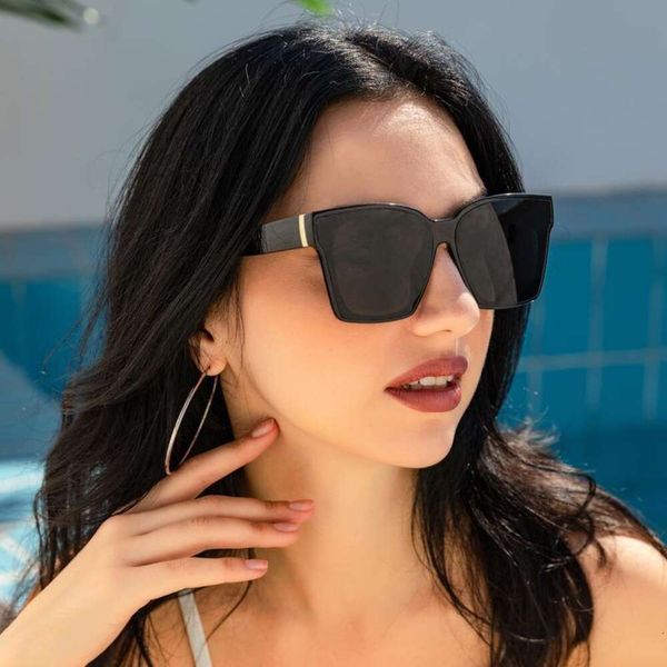 rejuvenated street sunglasses for men and women ins style glasses square big frame, White;black
rejuvenated street sunglasses for men and women ins style glasses square big frame, White;black