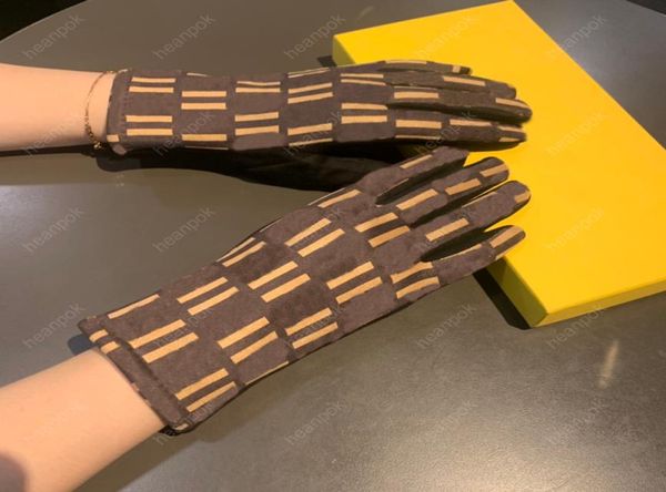 women designer mitten sheepskin gloves winter luxury genuine leather mittens cashmere fingers glove f warm inside touch screen wit6640043, Blue;gray
women designer mitten sheepskin gloves winter luxury genuine leather mittens cashmere fingers glove f warm inside touch screen wit6640043, Blue;gray