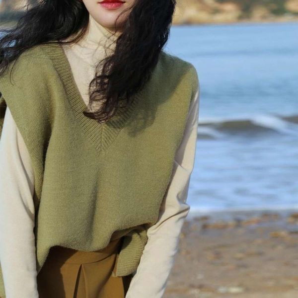spring and autumn womens vests fresh forest style design niche back split folding knitted sweater v neck loose vest, Black;white
spring and autumn womens vests fresh forest style design niche back split folding knitted sweater v neck loose vest, Black;white