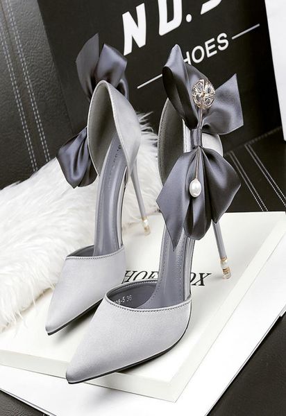 2021 sandals pointed satin highheeled shoes bow pearl stiletto pumps wedding2473079, Black
2021 sandals pointed satin highheeled shoes bow pearl stiletto pumps wedding2473079, Black