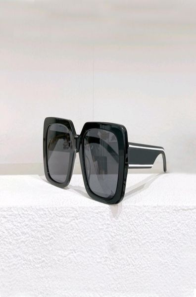 shiny black square sunglasses dark grey lens for women sun glasses sonnenbrille wrap occhiali da sole uv eyewear with box5334783, White;black
shiny black square sunglasses dark grey lens for women sun glasses sonnenbrille wrap occhiali da sole uv eyewear with box5334783, White;black