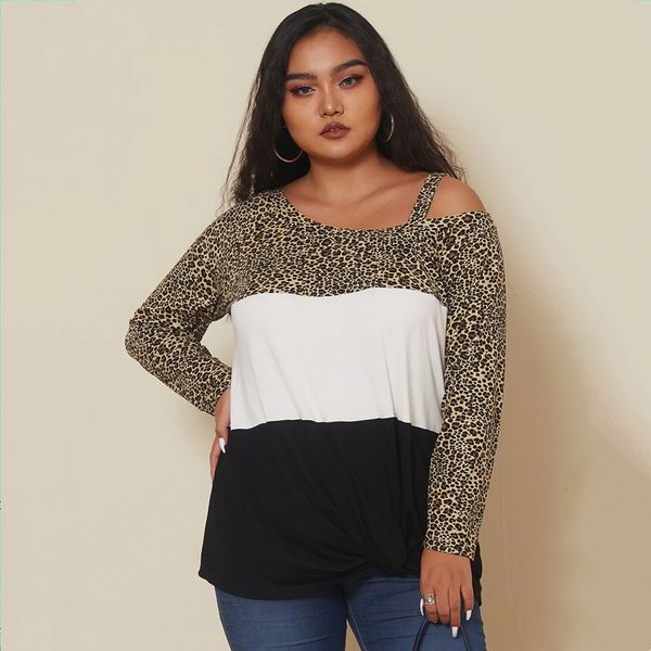 women's plus size tshirt oblique neck elegant fashion leopard long sleeve black and white spring autumn large ladies blouse 7xl 230905
women's plus size tshirt oblique neck elegant fashion leopard long sleeve black and white spring autumn large ladies blouse 7xl 230905
