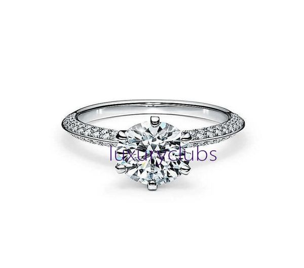 ring 925 silver band rings female jewelry exquisite craftsmanship with official logo classic blue heart wholesale luxury designer necklace b
ring 925 silver band rings female jewelry exquisite craftsmanship with official logo classic blue heart wholesale luxury designer necklace b