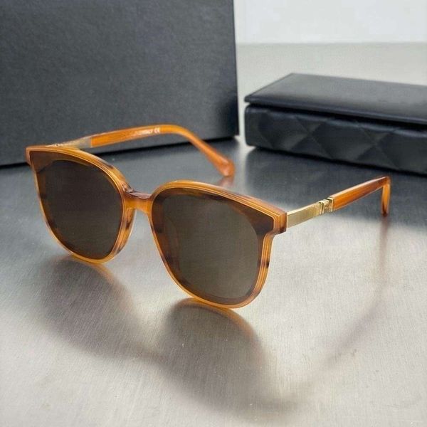 designer sunglasses female xiaohongshu internet celebrity the same type of ins brown milky white large face slimming ch3869, White;black
designer sunglasses female xiaohongshu internet celebrity the same type of ins brown milky white large face slimming ch3869, White;black