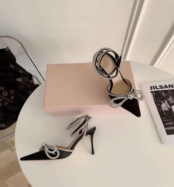 pointy bow rhinestone high heeled shoes maiden feeling versatile new diamond satin ankle strap wrap sandals female6992357, Black
pointy bow rhinestone high heeled shoes maiden feeling versatile new diamond satin ankle strap wrap sandals female6992357, Black