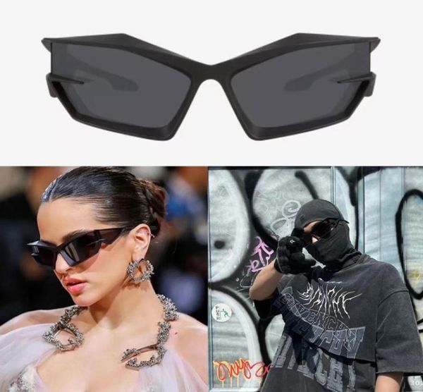 men women sunglasses limited series explosion 40049 3d printing frame brand designer runway cut sunglasses original box39601632032670, White;black
men women sunglasses limited series explosion 40049 3d printing frame brand designer runway cut sunglasses original box39601632032670, White;black