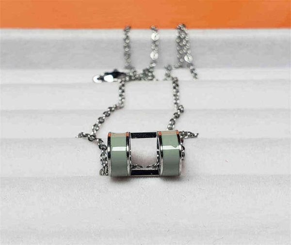 new men and women silver pendant necklace fashion designer design 316l stainless steel ladies valentine day gift1633613
new men and women silver pendant necklace fashion designer design 316l stainless steel ladies valentine day gift1633613