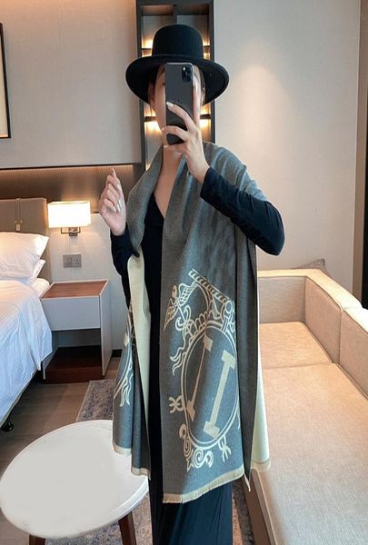 luxurys designers cashmere scarf solid color letters animals design women scarfs fashion hundred match ladies scarf5235894, Blue;gray
luxurys designers cashmere scarf solid color letters animals design women scarfs fashion hundred match ladies scarf5235894, Blue;gray