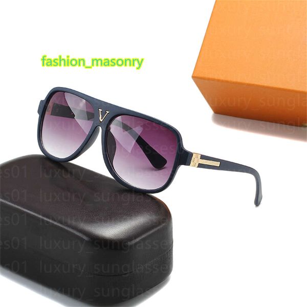 designer sunglasses 9012 fashion summer beach glasses full frame letter rectangle design for man woman 5 optional high quality, White;black
designer sunglasses 9012 fashion summer beach glasses full frame letter rectangle design for man woman 5 optional high quality, White;black