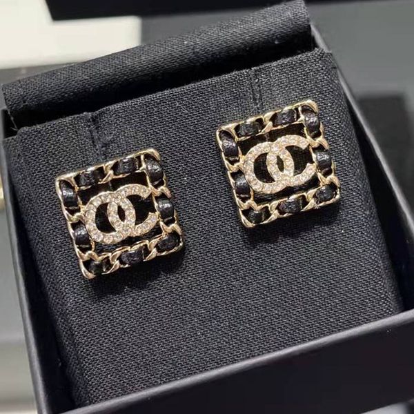 fashion luxury brand double letters earrings ear studs gold tone earring for women wedding party jewelry gift, Golden;silver
fashion luxury brand double letters earrings ear studs gold tone earring for women wedding party jewelry gift, Golden;silver
