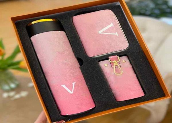 luxury designer womens coin purse key case water cup fashion genuine leather mens wallets card holder clutch bag tote7481263, Red;black
luxury designer womens coin purse key case water cup fashion genuine leather mens wallets card holder clutch bag tote7481263, Red;black