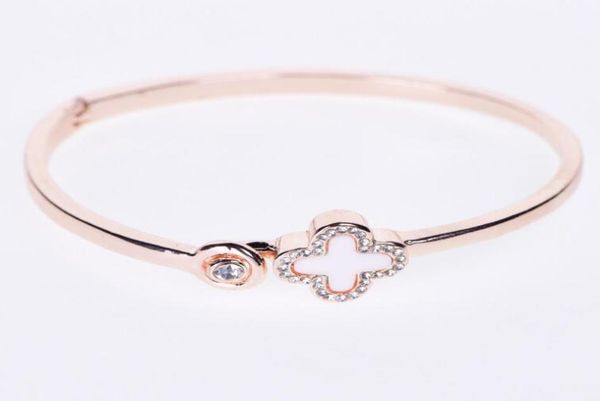 luxury electroplated rose gold inlaid natural crystal charm bangle european fashion selling clover women039s cuff bracelet 4259525, Black
luxury electroplated rose gold inlaid natural crystal charm bangle european fashion selling clover women039s cuff bracelet 4259525, Black